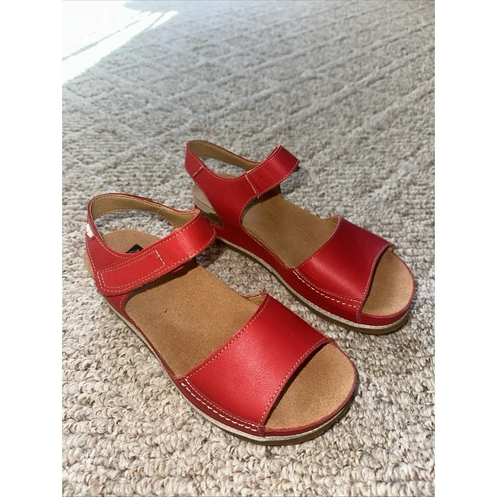 Women's On Foot 'Tucson' Sandal Red Sz 37 - US size 6.5 - Made In Spain EUC